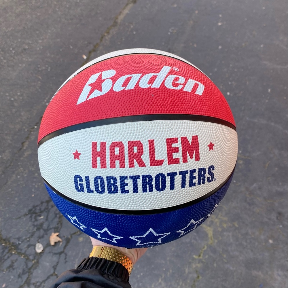 New Baden Harlem Globetrotters Official Game Ball 7-9 Lbs